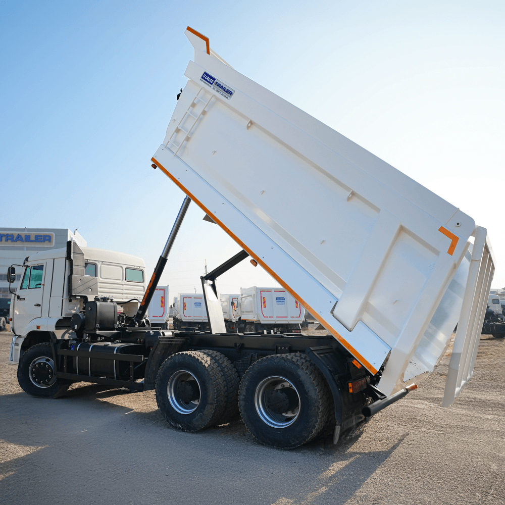 Автосамосвал КАМАЗ 6520-1043 6х4, грузоподъёмность 20 т